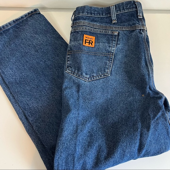 Wrangler Other - Wrangler FR Fire Resistant Comfort Mens Jeans 40x32 Relaxed Fit